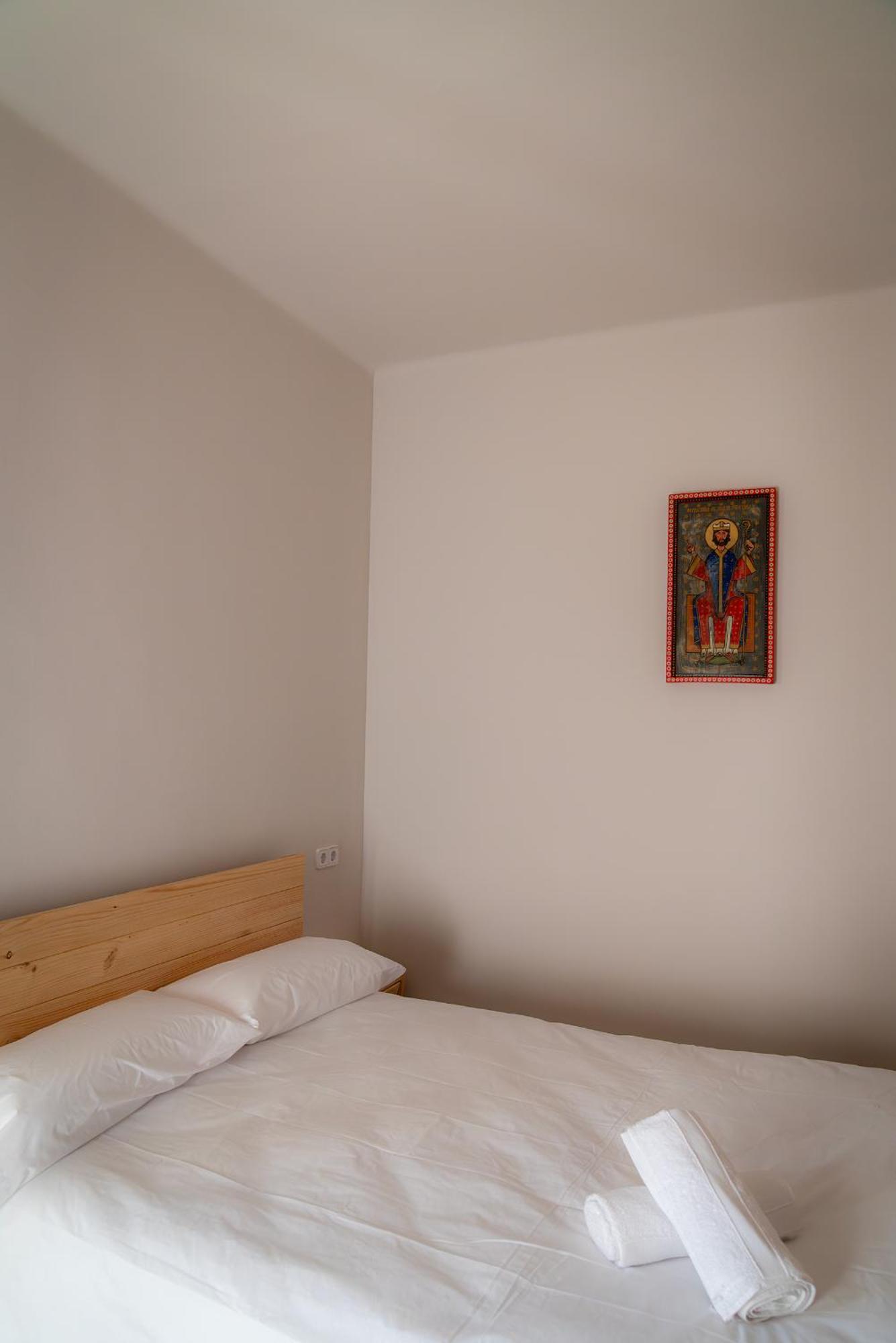 Santuari De Santa Maria De Montgrony Hotel Gombren Buitenkant foto